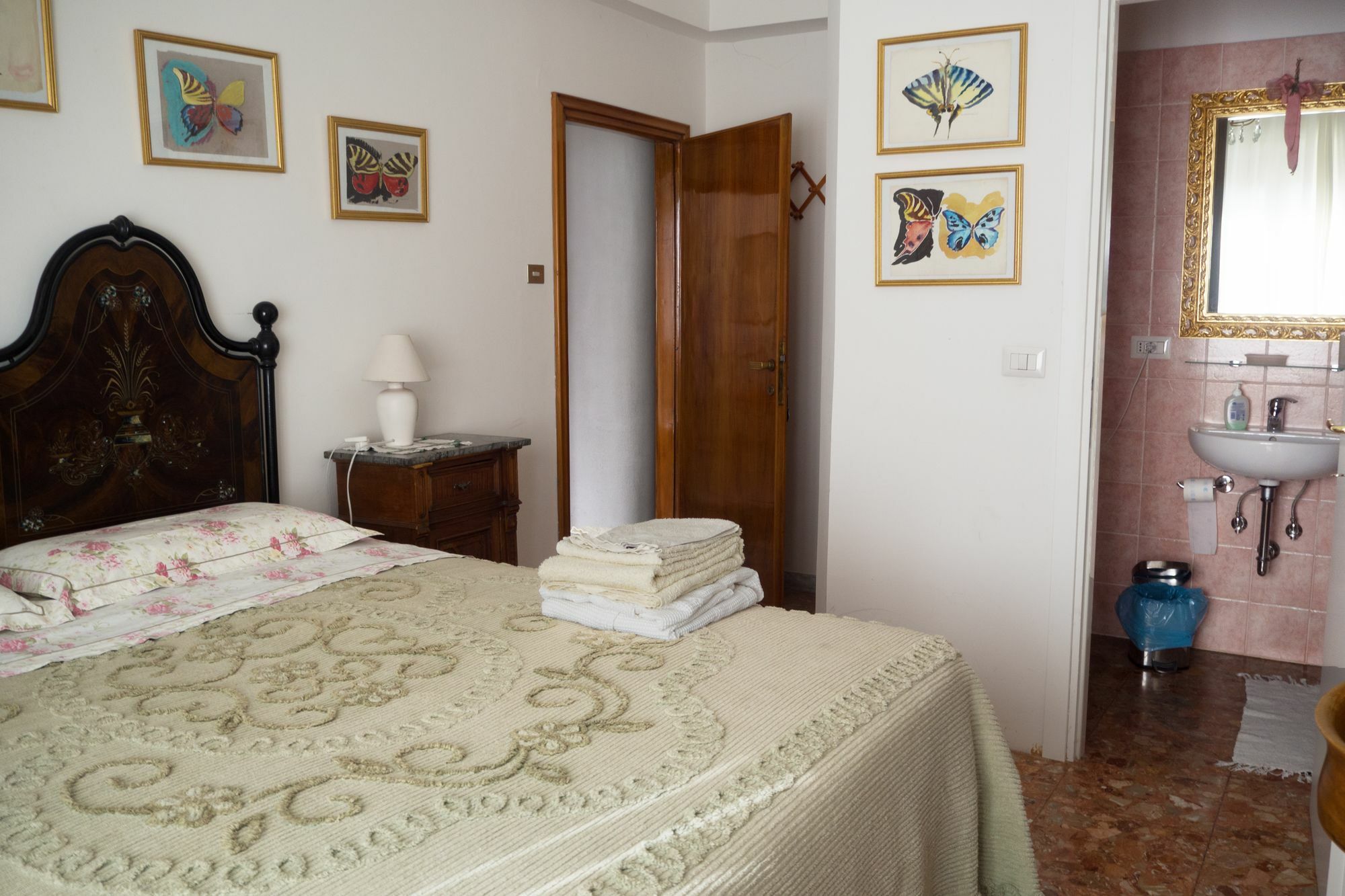 A B C Bologna In B&B Екстериор снимка