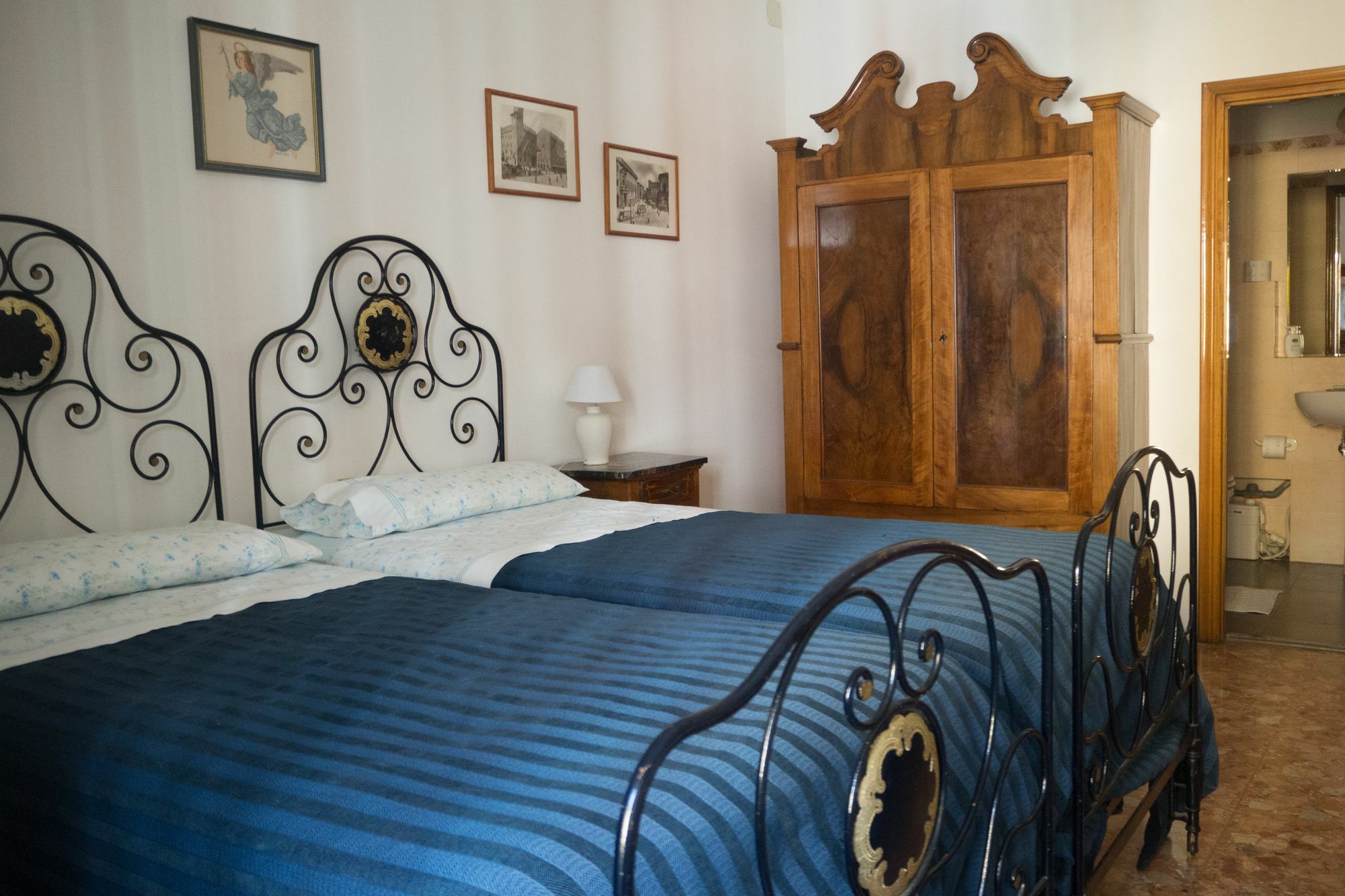 A B C Bologna In B&B Екстериор снимка